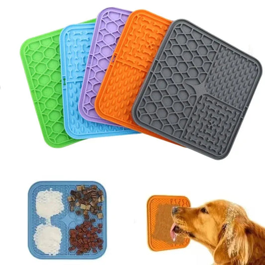 Tapis de léchage en silicone pour chien
